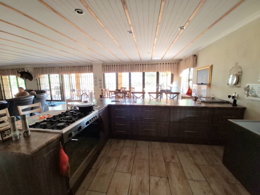 5 Bedroom Property for Sale in Koster North West